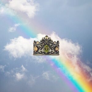 QUEENSBEE Crown Ring